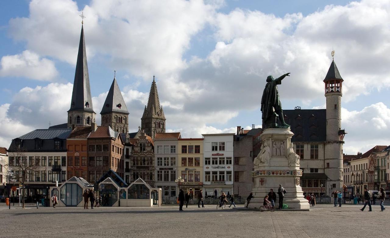Lord Of Ghent Apartment Bagian luar foto