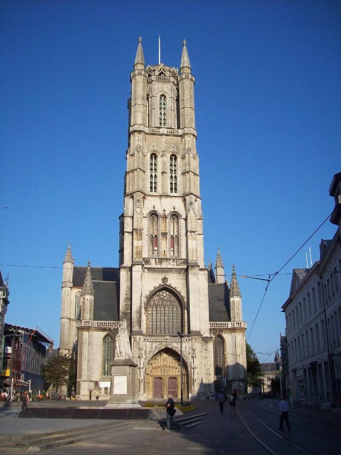 Lord Of Ghent Apartment Bagian luar foto