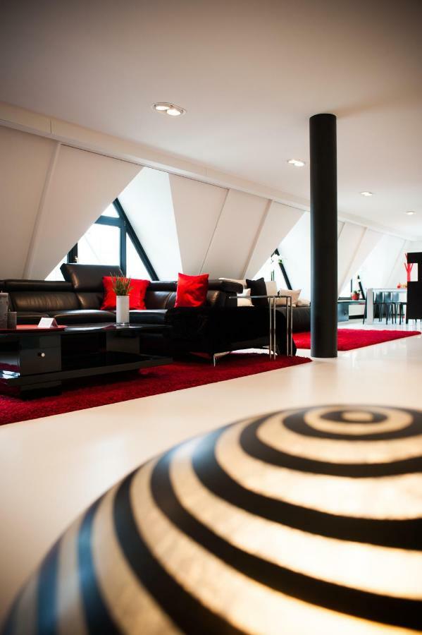 Lord Of Ghent Apartment Bagian luar foto